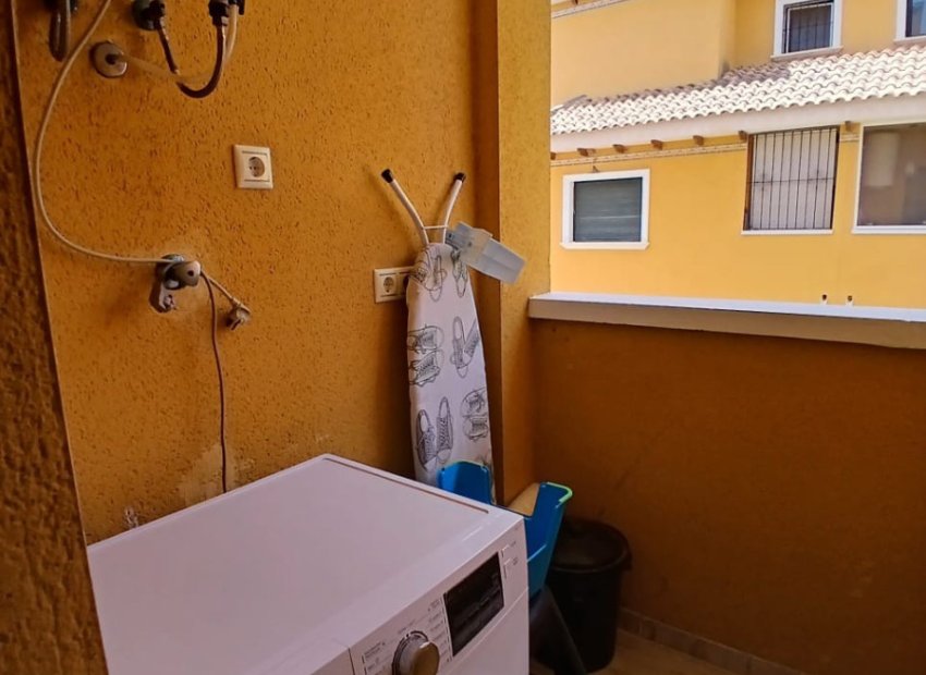 Reventa - Townhouse / Duplex - Ciudad Quesada