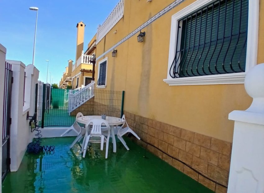 Reventa - Townhouse / Duplex - Ciudad Quesada