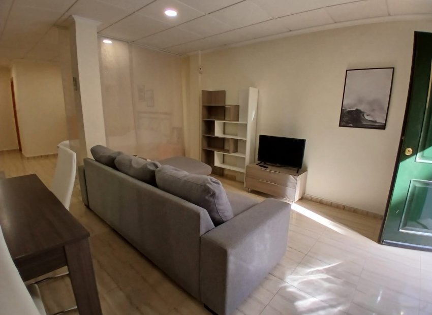 Reventa - Townhouse / Duplex - Ciudad Quesada