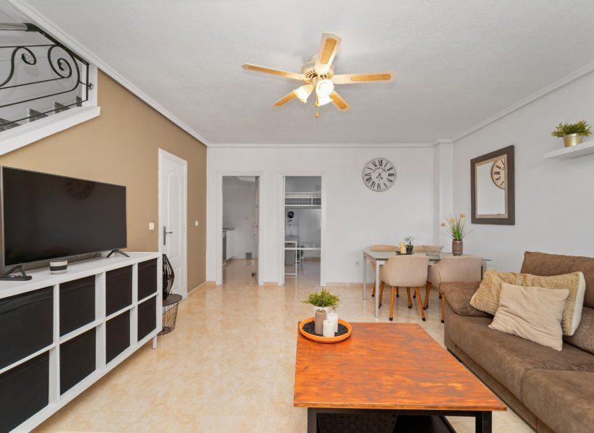 Reventa - Townhouse / Duplex - Ciudad Quesada
