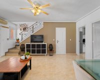 Reventa - Townhouse / Duplex - Ciudad Quesada