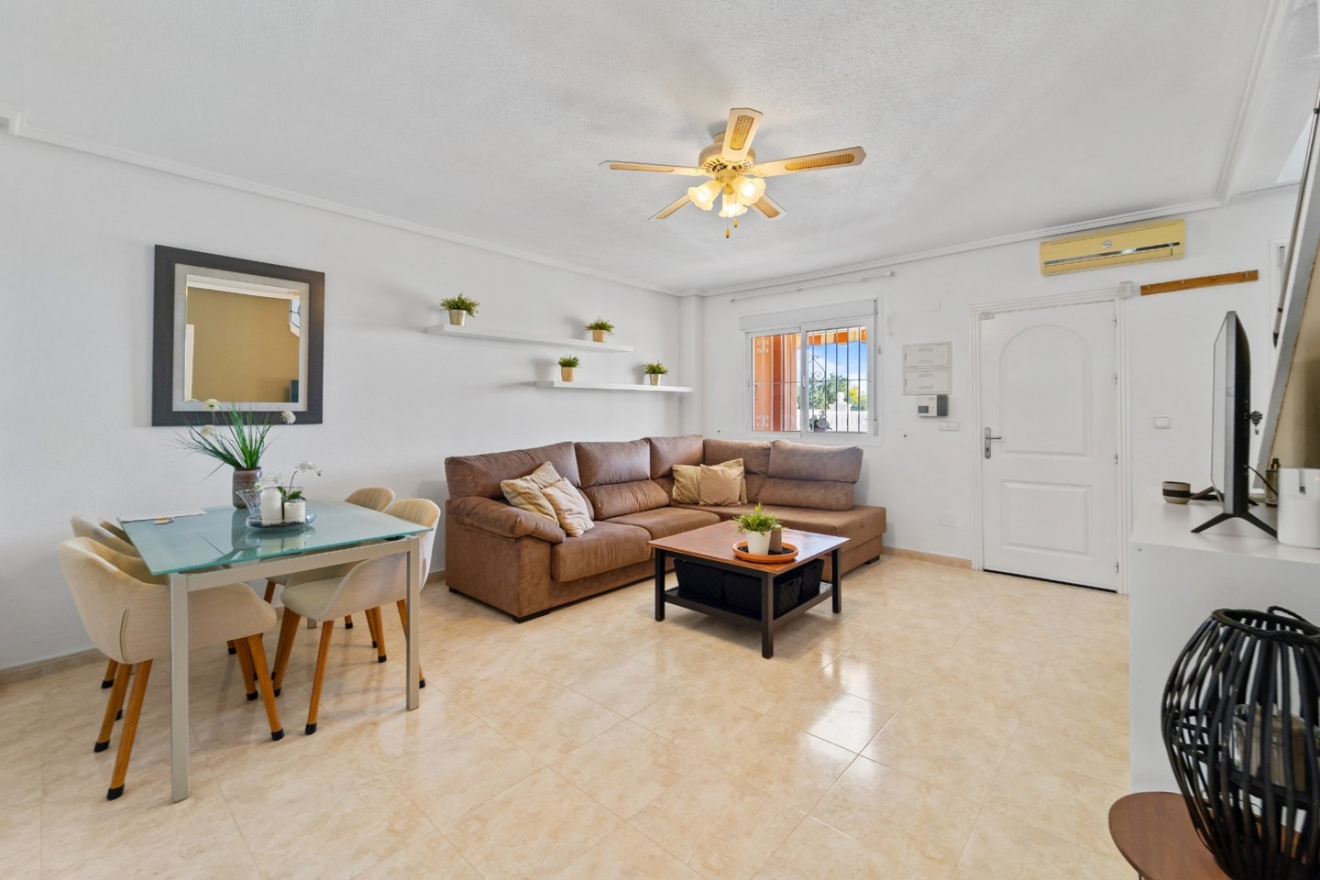 Reventa - Townhouse / Duplex - Ciudad Quesada