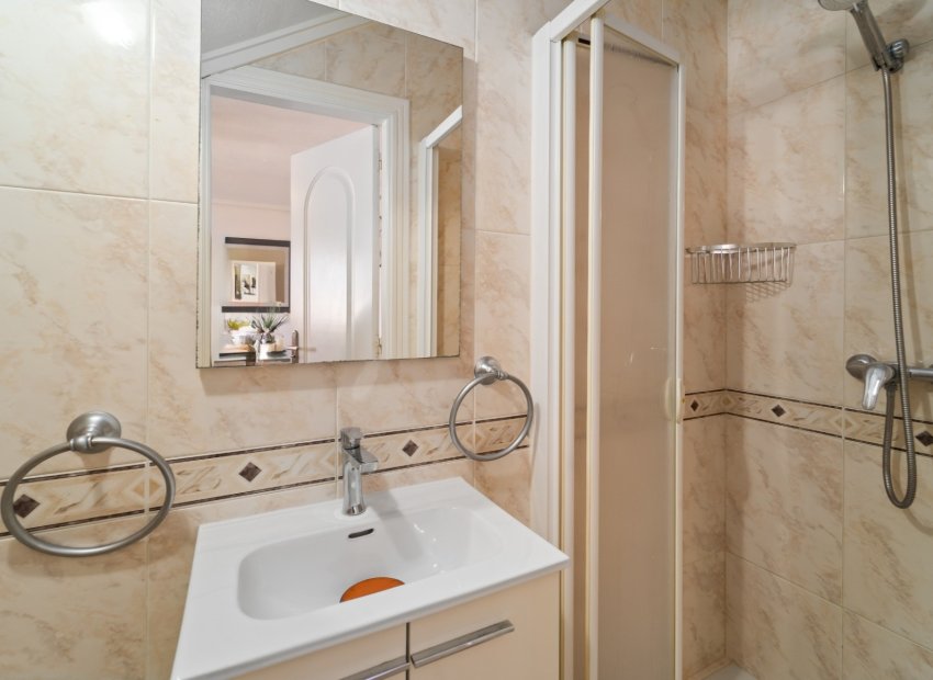 Reventa - Townhouse / Duplex - Ciudad Quesada
