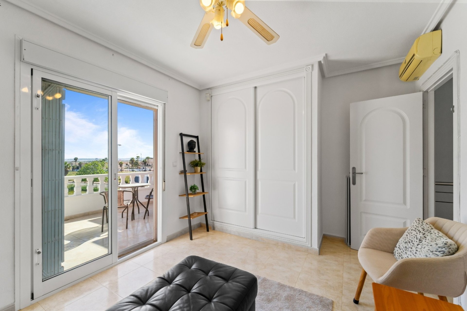 Reventa - Townhouse / Duplex - Ciudad Quesada