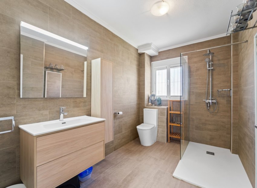 Reventa - Townhouse / Duplex - Ciudad Quesada