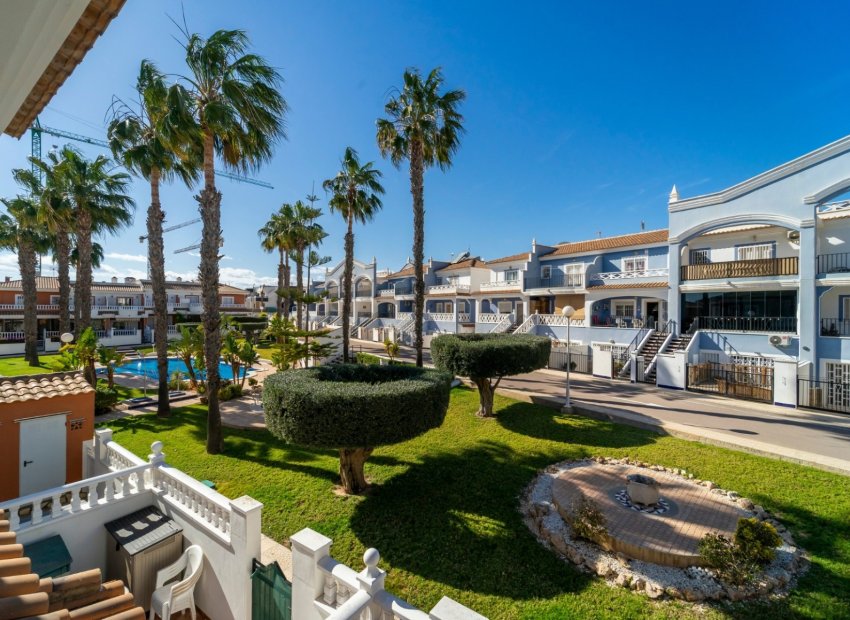 Reventa - Townhouse / Duplex - Ciudad Quesada