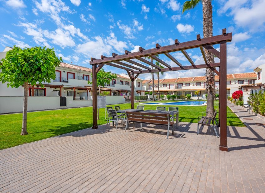 Reventa - Townhouse / Duplex - Ciudad Quesada