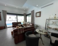 Reventa - Townhouse / Duplex - Dolores - Alicante