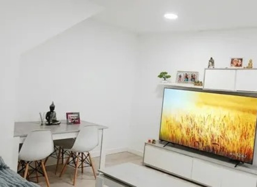 Reventa - Townhouse / Duplex - Elda