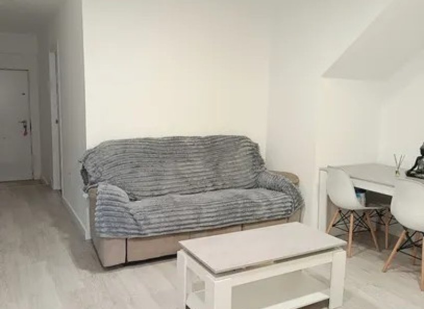 Reventa - Townhouse / Duplex - Elda
