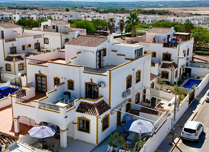 Reventa - Townhouse / Duplex - Entre Naranjos - Vistabella - Entre Naranjos