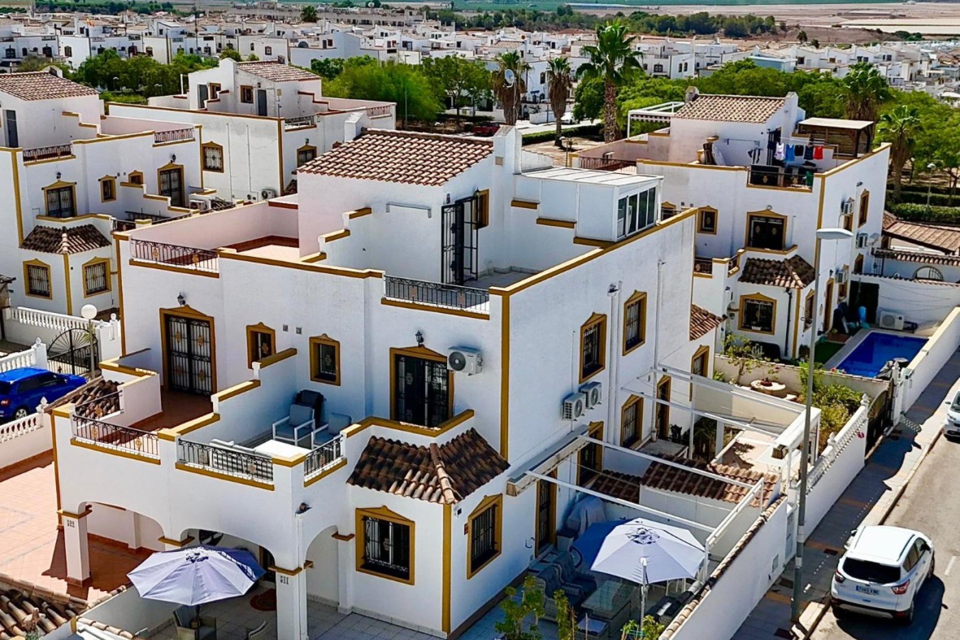 Reventa - Townhouse / Duplex - Entre Naranjos - Vistabella - Entre Naranjos