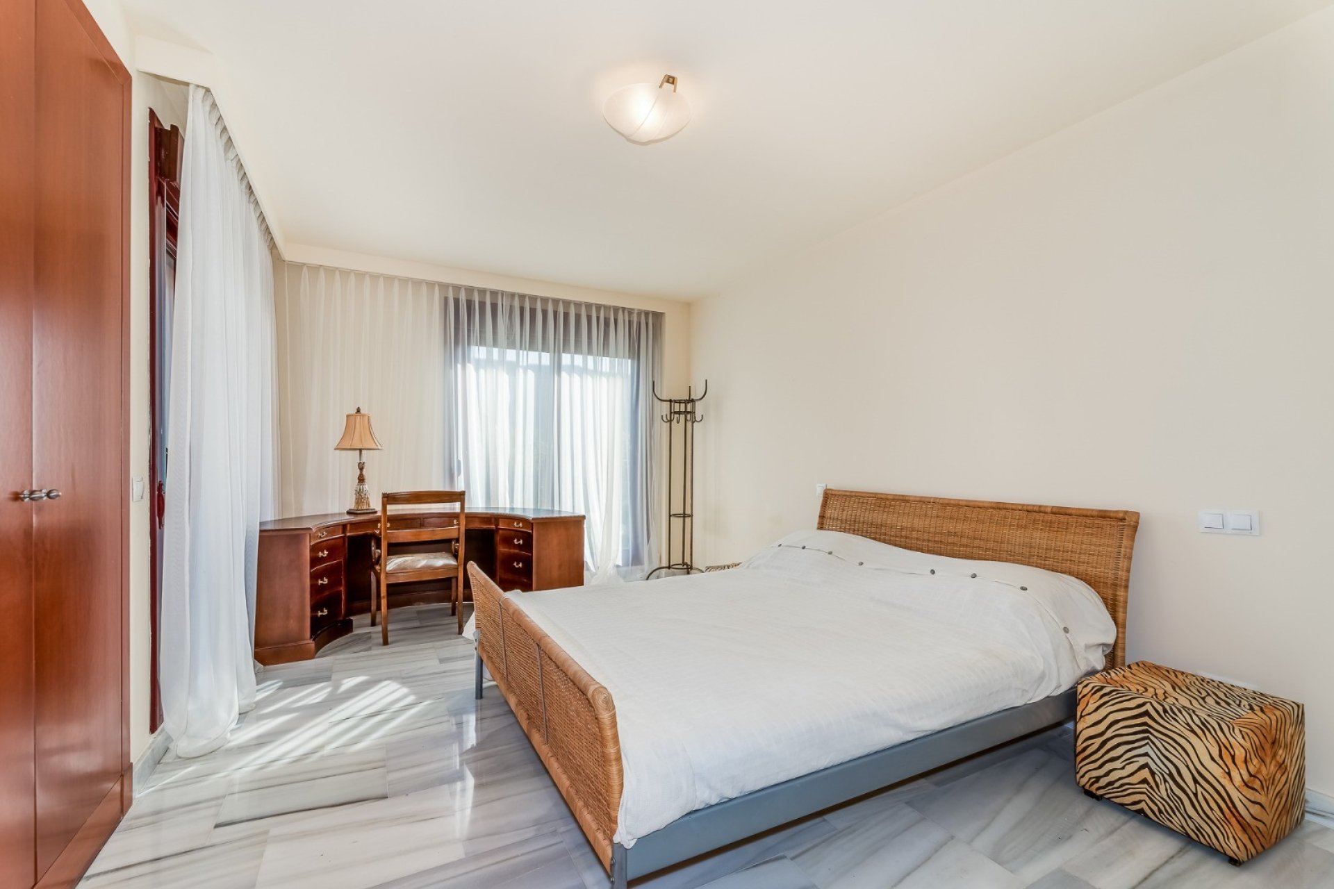 Reventa - Townhouse / Duplex - Estepoa - Selwo