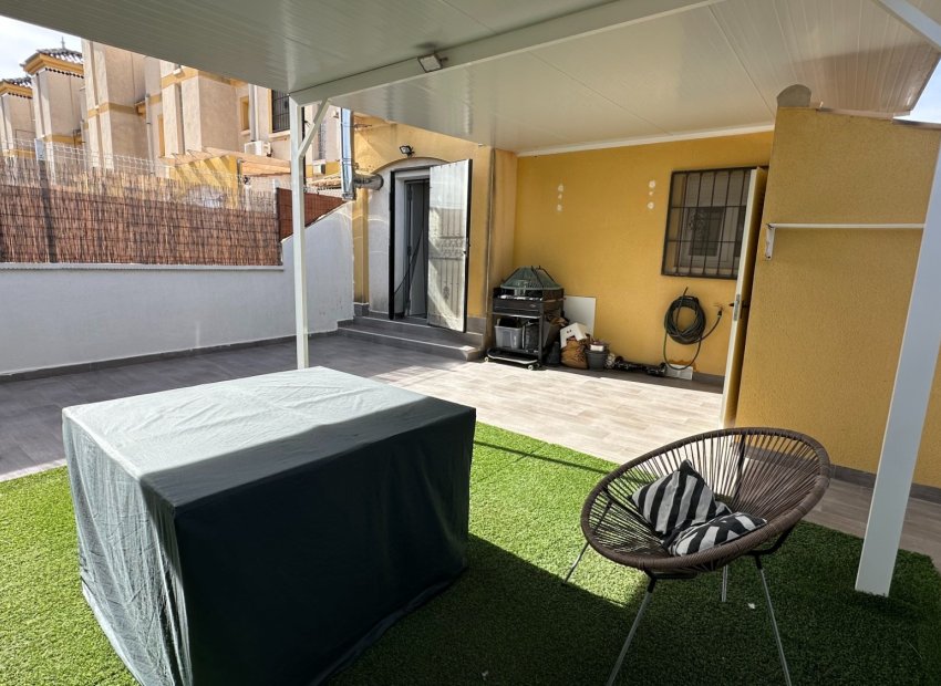 Reventa - Townhouse / Duplex - Guardamar del Segura - El Raso