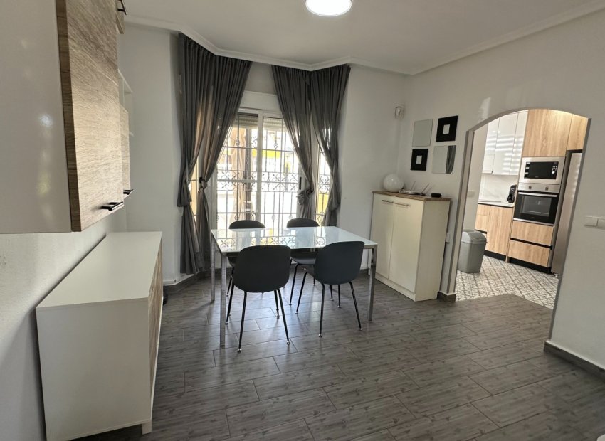 Reventa - Townhouse / Duplex - Guardamar del Segura - El Raso