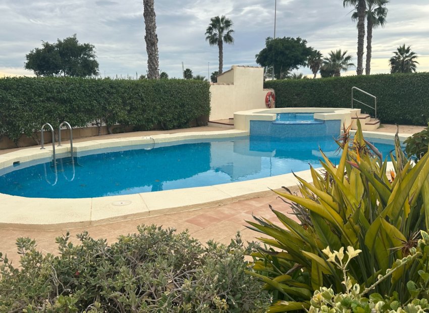 Reventa - Townhouse / Duplex - Guardamar del Segura - El Raso