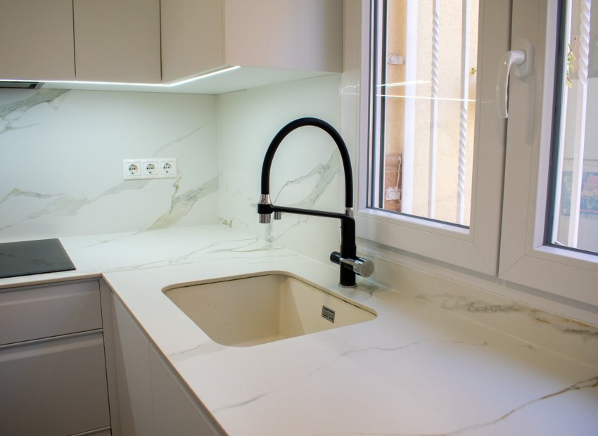 Reventa - Townhouse / Duplex - Guardamar del Segura - Urbanizaciones