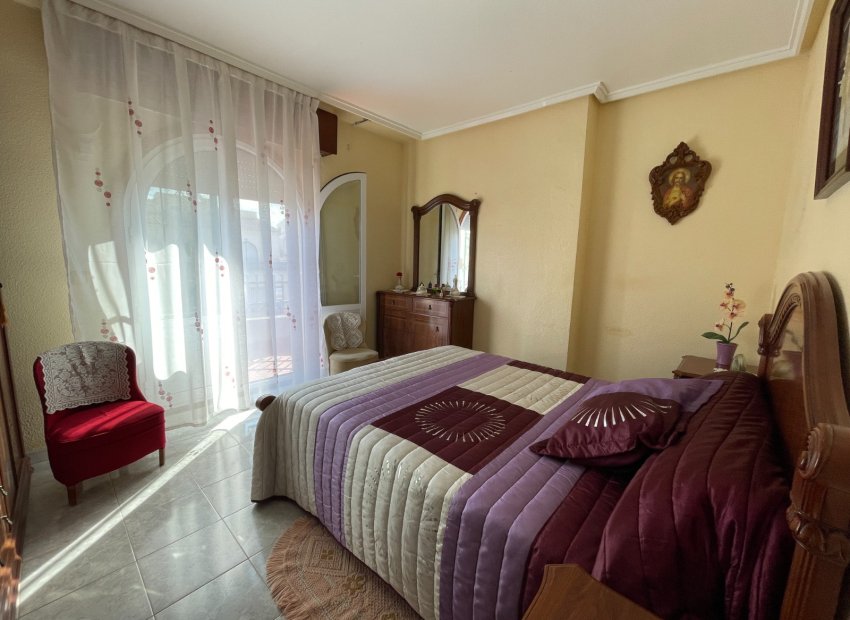 Reventa - Townhouse / Duplex - Jacarilla - Comunidad Valenciana