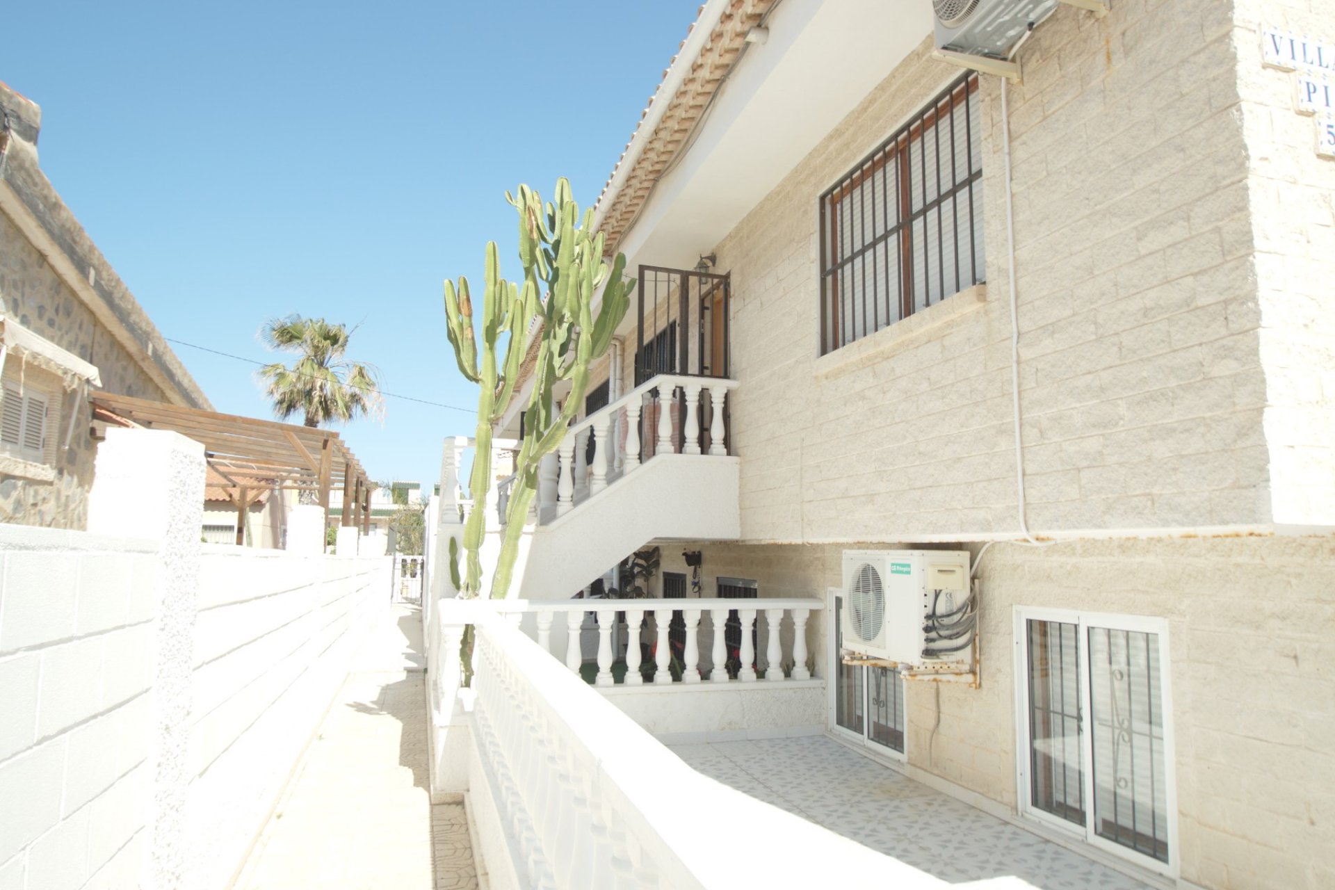 Reventa - Townhouse / Duplex - La Mata - Playa