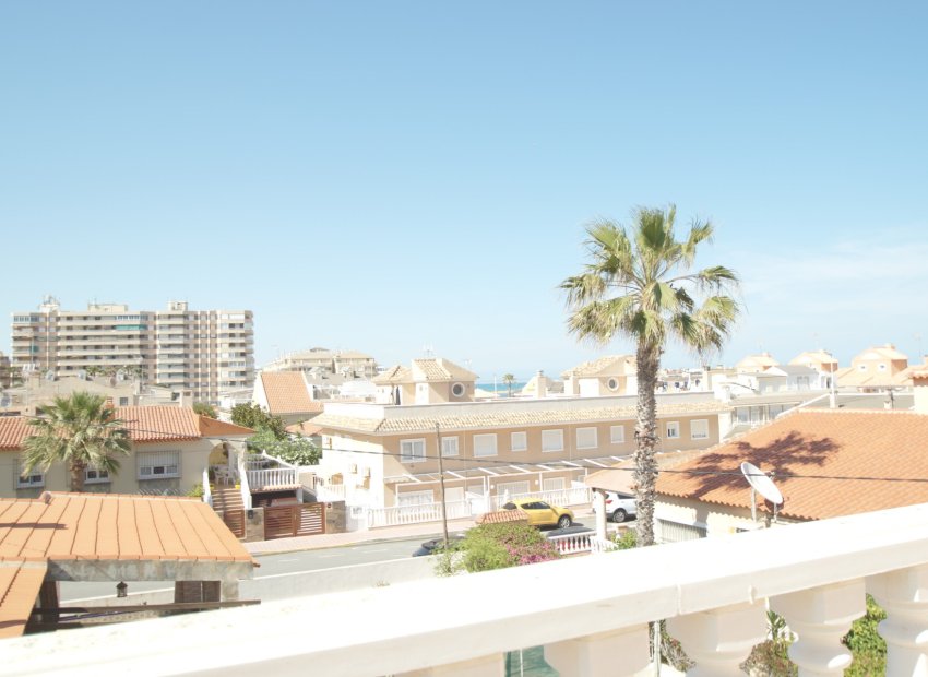Reventa - Townhouse / Duplex - La Mata - Playa