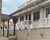 Reventa - Townhouse / Duplex - La Mata - Playa