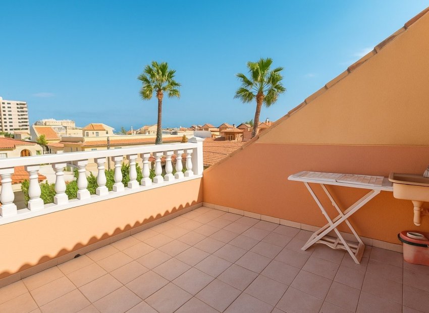 Reventa - Townhouse / Duplex - La Mata