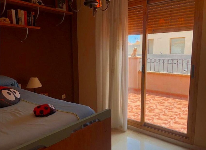 Reventa - Townhouse / Duplex - La Nucía - town