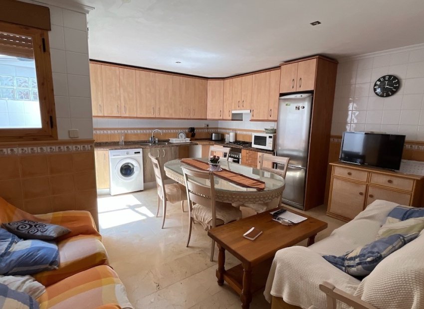 Reventa - Townhouse / Duplex - La Nucía - town