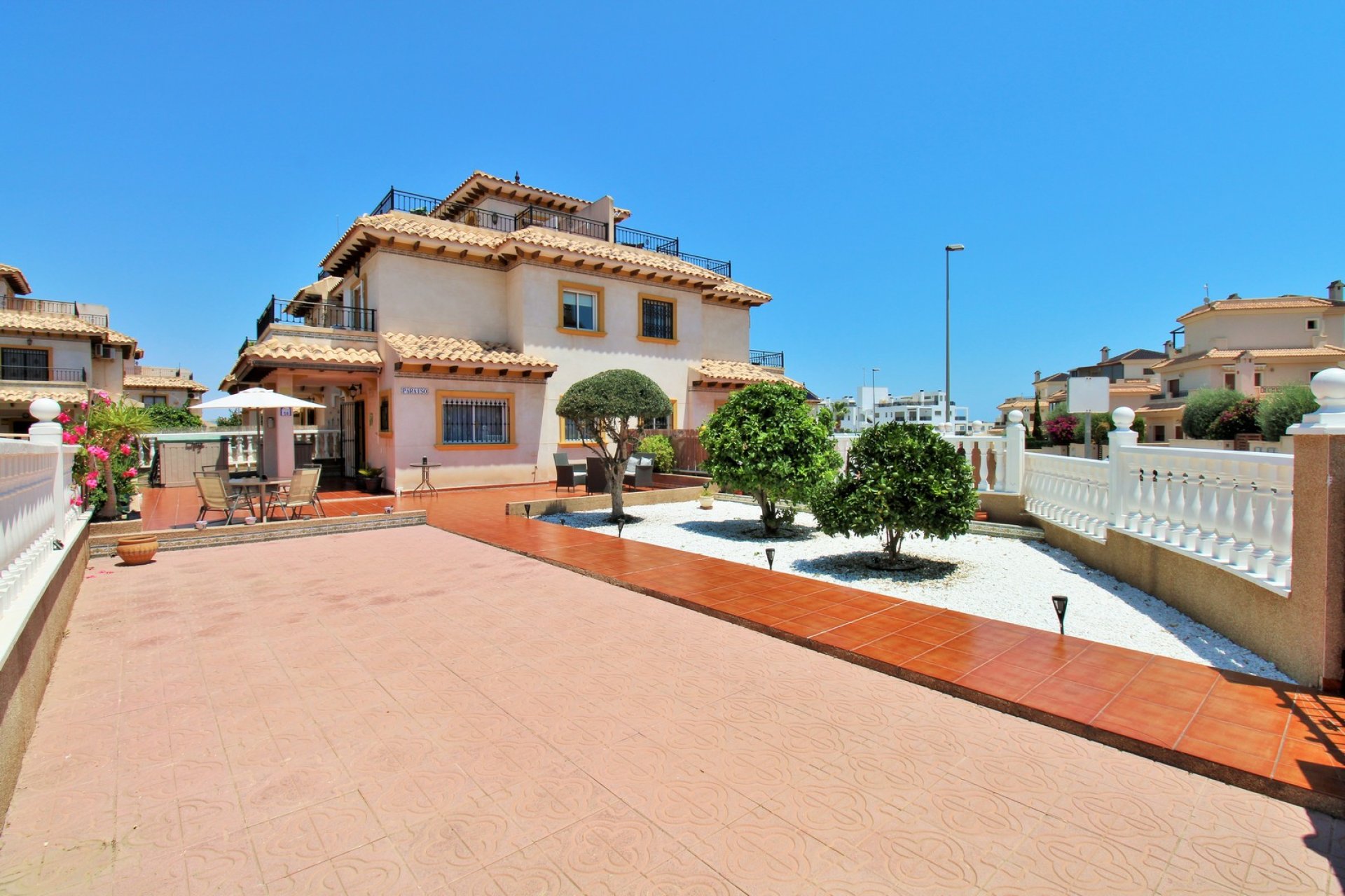 Reventa - Townhouse / Duplex - La Zenia
