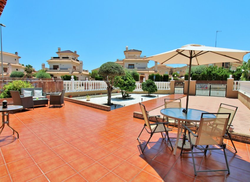Reventa - Townhouse / Duplex - La Zenia