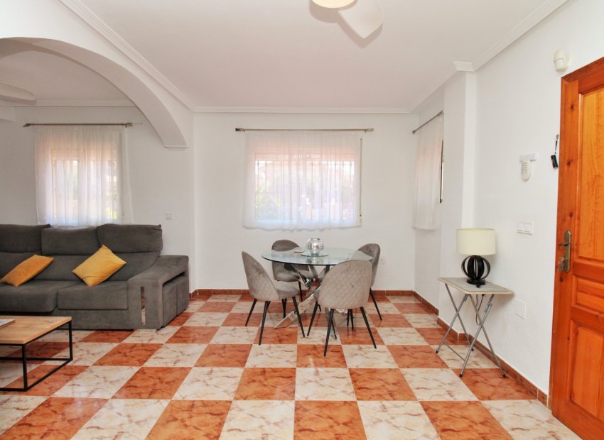 Reventa - Townhouse / Duplex - La Zenia