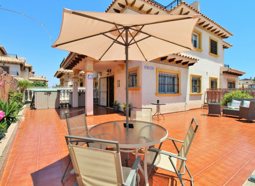 Reventa - Townhouse / Duplex - La Zenia