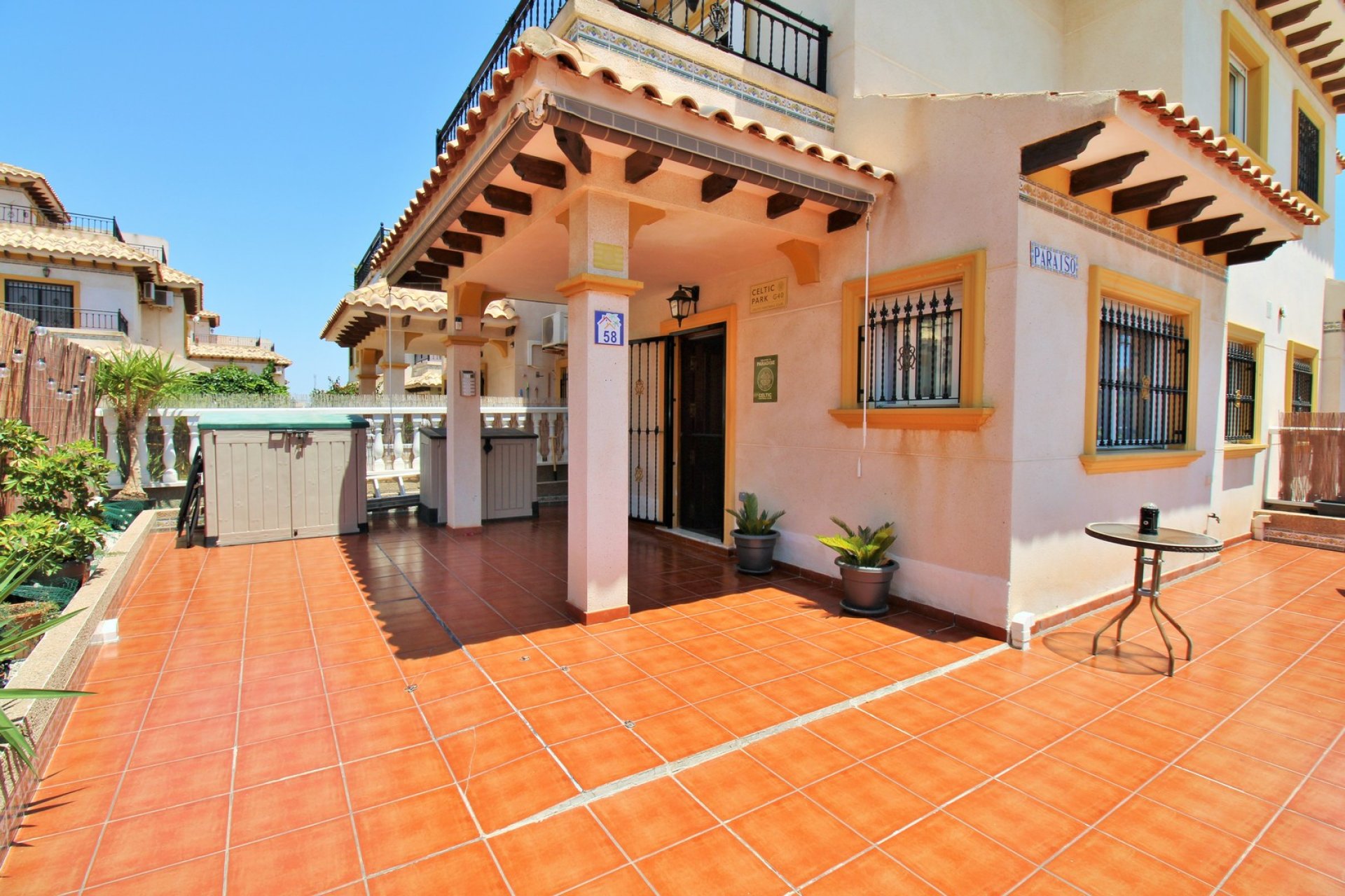 Reventa - Townhouse / Duplex - La Zenia