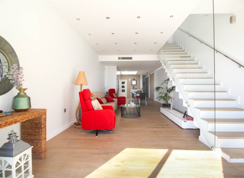 Reventa - Townhouse / Duplex - Los Alcázares