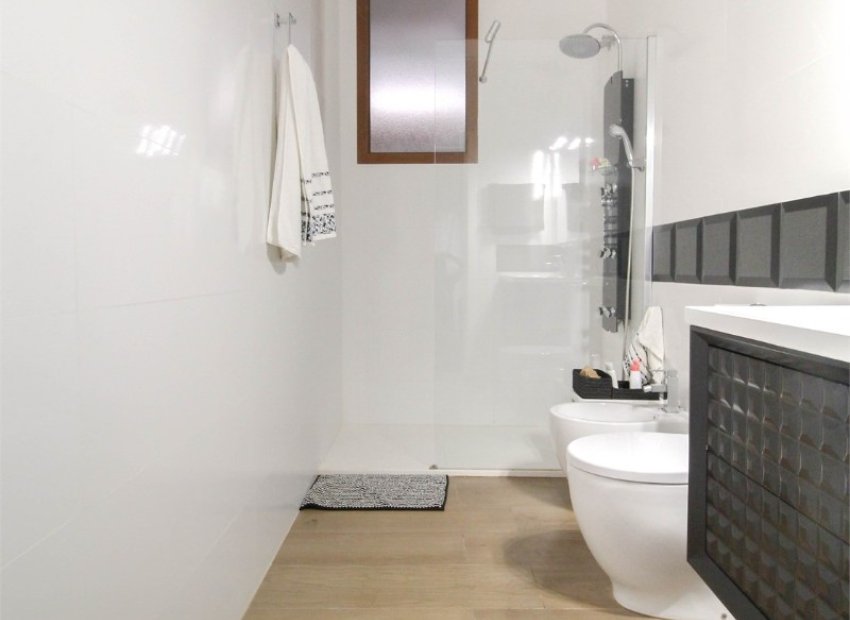 Reventa - Townhouse / Duplex - Los Alcázares