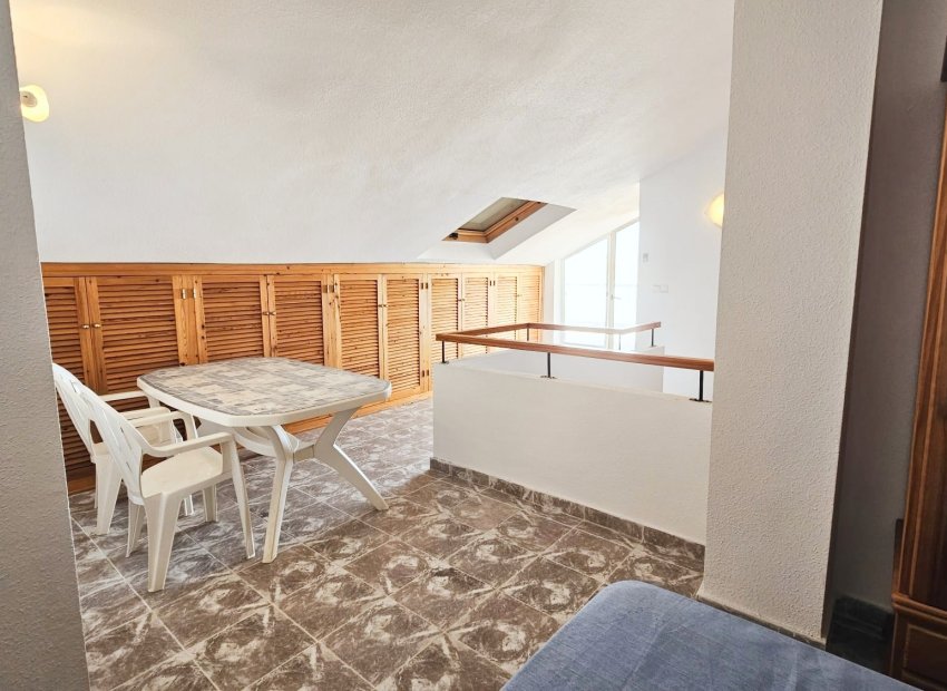 Reventa - Townhouse / Duplex - Los Alcázares