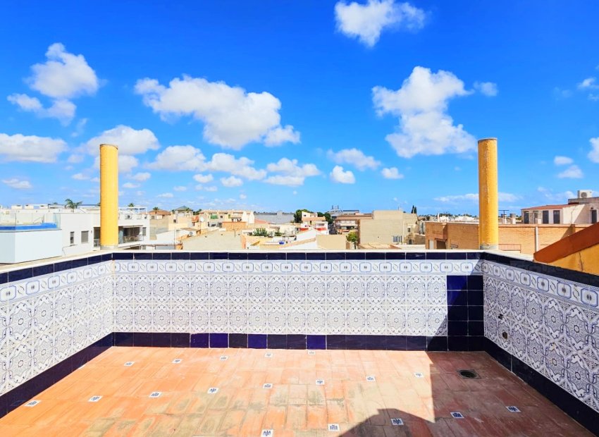 Reventa - Townhouse / Duplex - Los Alcázares