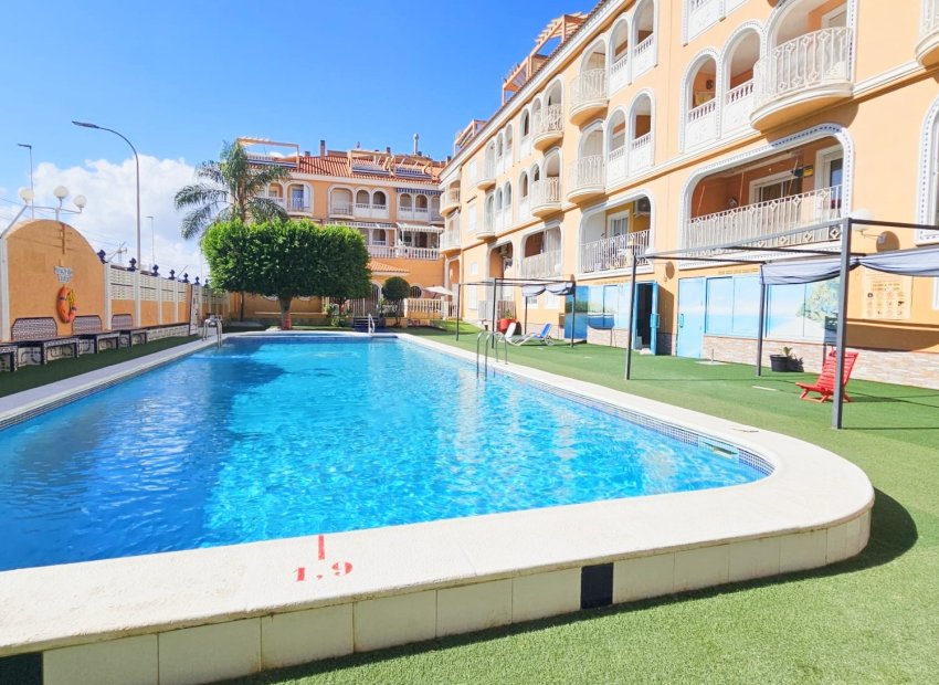 Reventa - Townhouse / Duplex - Los Alcázares