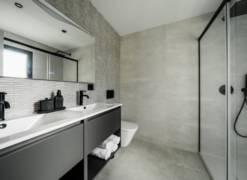 Reventa - Townhouse / Duplex - Marbella - Nueva Andalucía