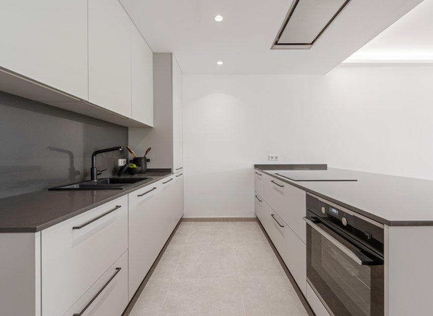 Reventa - Townhouse / Duplex - Marbella - Nueva Andalucía