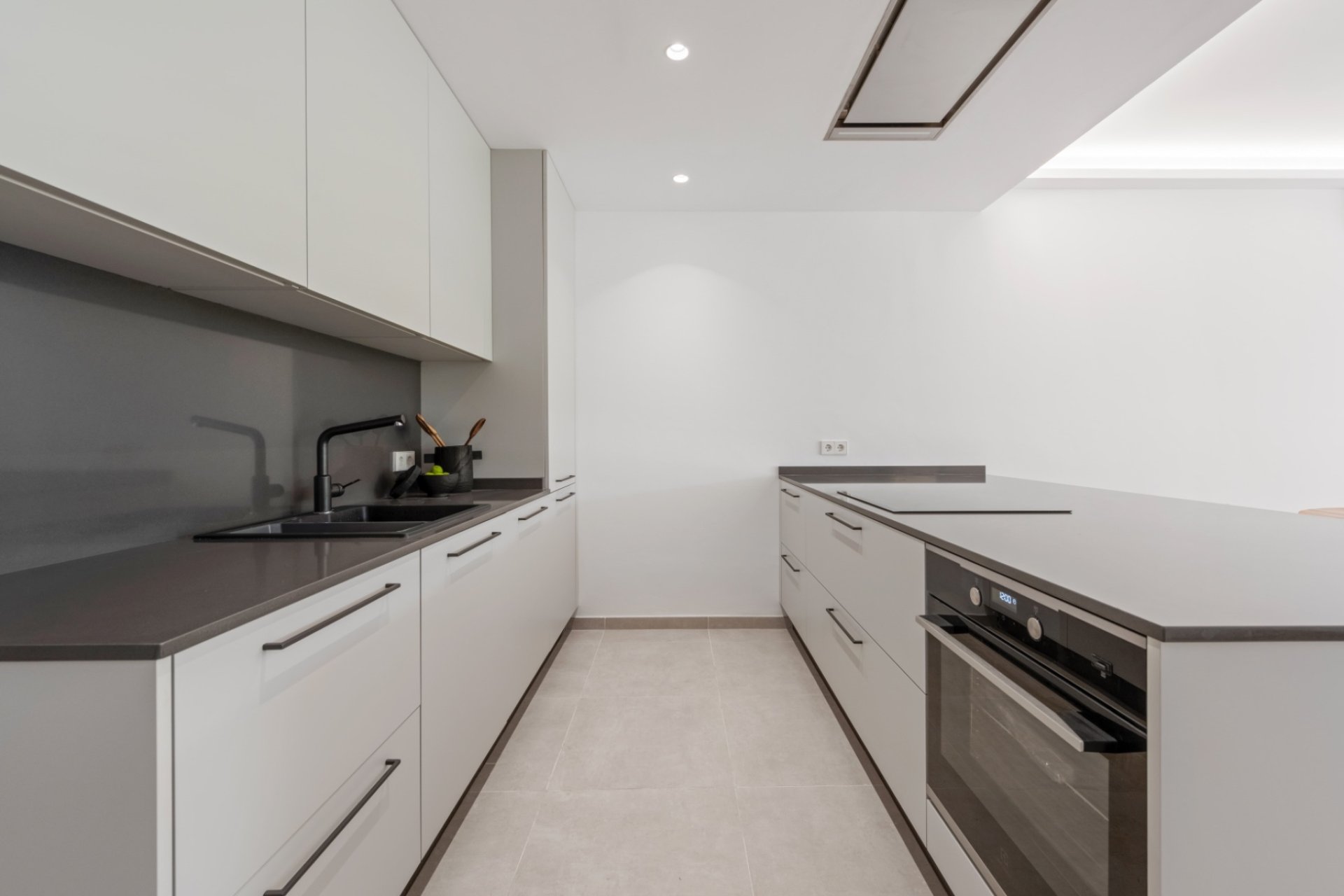 Reventa - Townhouse / Duplex - Marbella - Nueva Andalucía