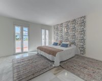 Reventa - Townhouse / Duplex - Marbella - Puerto Banús
