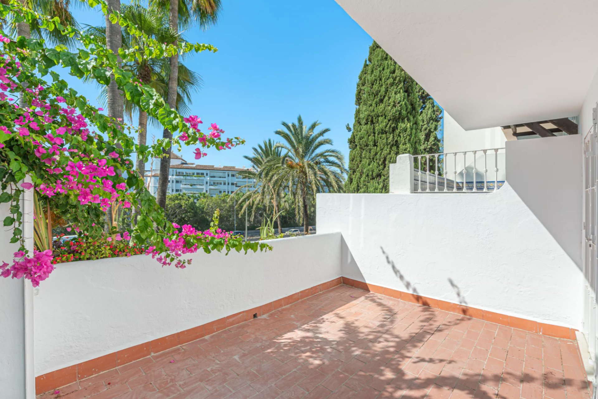 Reventa - Townhouse / Duplex - Marbella - Puerto Banús