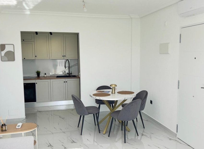 Reventa - Townhouse / Duplex - Orihuela Costa - La Zenia