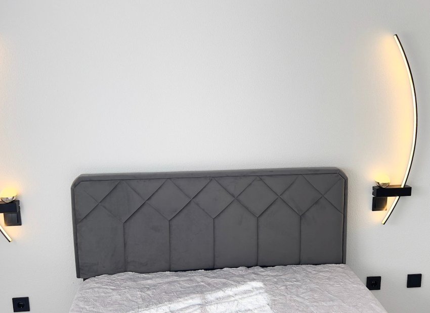 Reventa - Townhouse / Duplex - Orihuela Costa - La Zenia