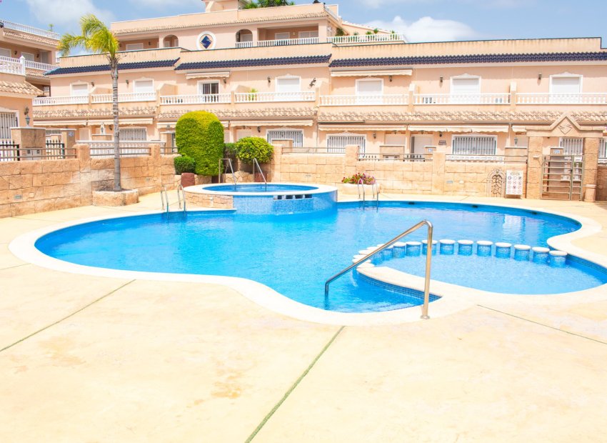 Reventa - Townhouse / Duplex - Orihuela Costa - Los Dolses