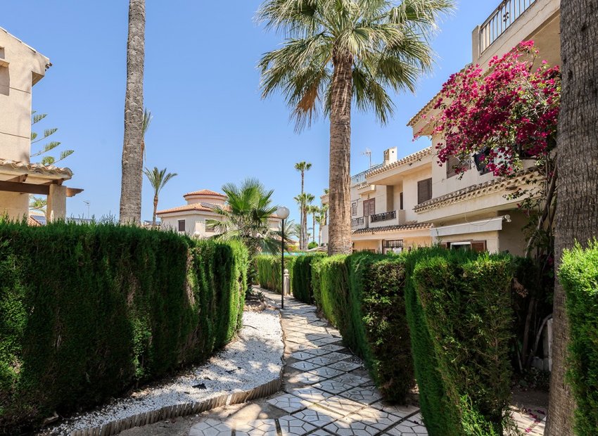 Reventa - Townhouse / Duplex - Orihuela Costa - Playa Flamenca