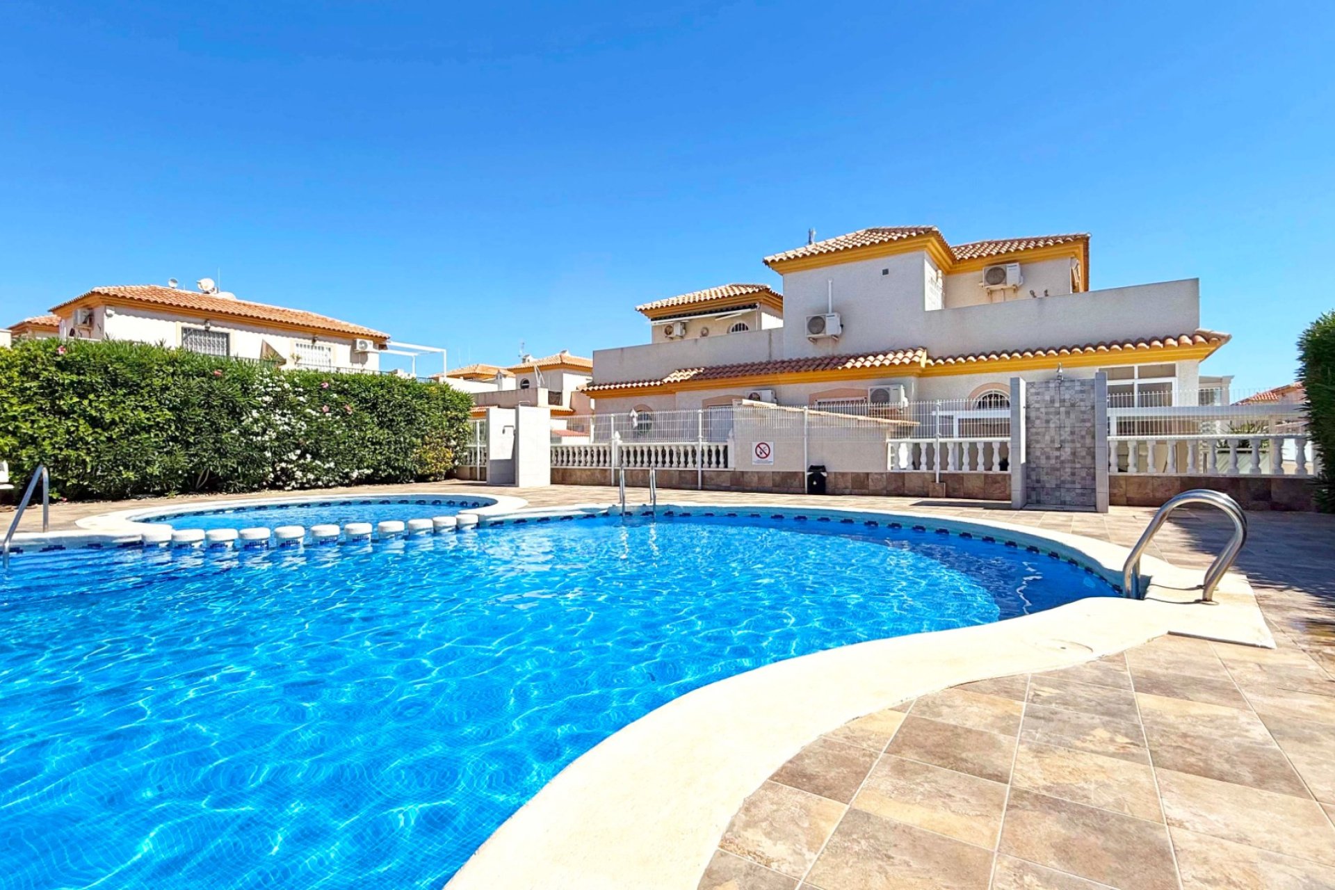 Reventa - Townhouse / Duplex - Orihuela Costa - Playa Flamenca