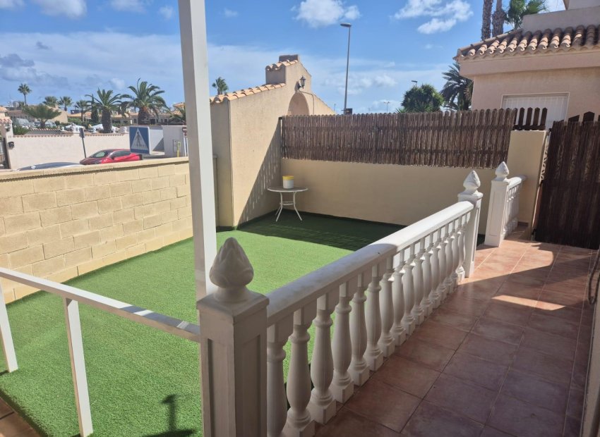 Reventa - Townhouse / Duplex - Orihuela Costa - Playa Flamenca