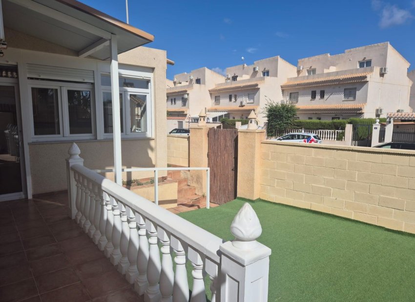 Reventa - Townhouse / Duplex - Orihuela Costa - Playa Flamenca